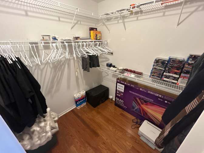 V's room