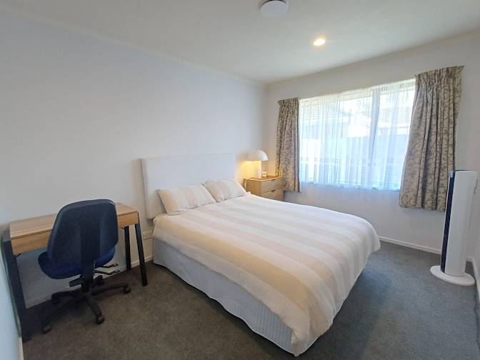 Jon's room