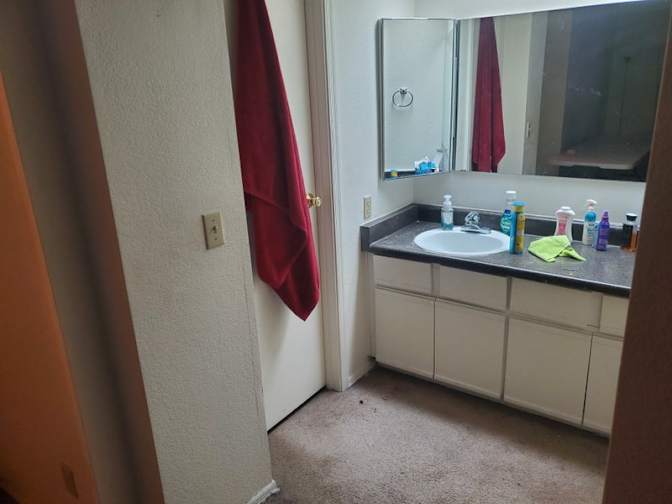 Gus's room
