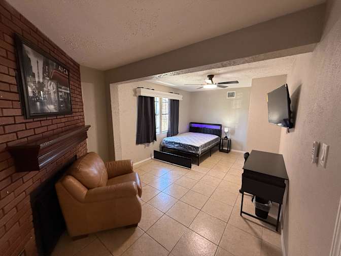 PadSplit's room