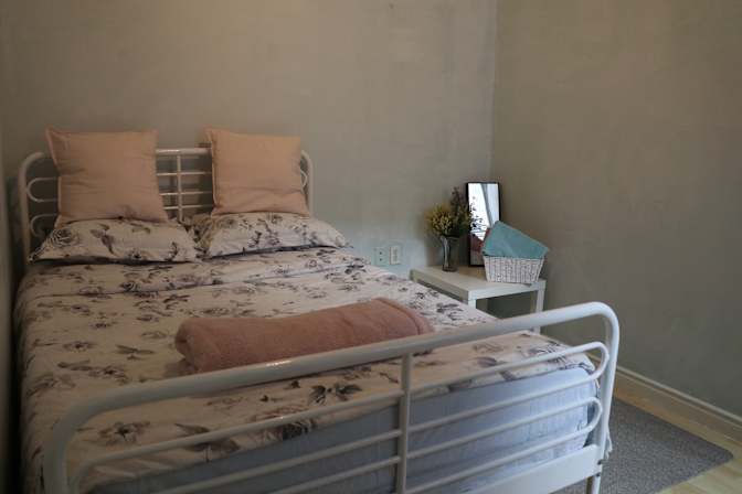 Lolo's room