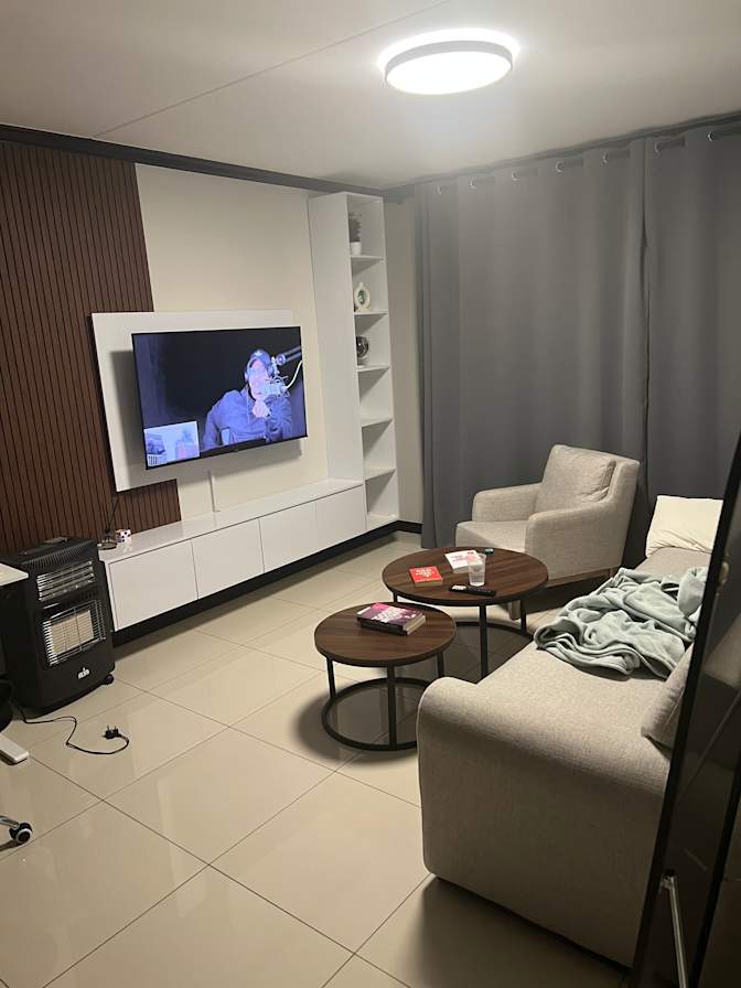 Bradron's room