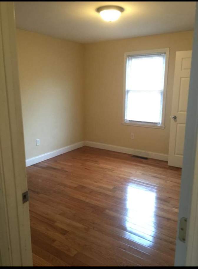 Mackenna Sprinsteen's room