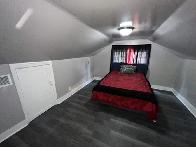 PadSplit's room