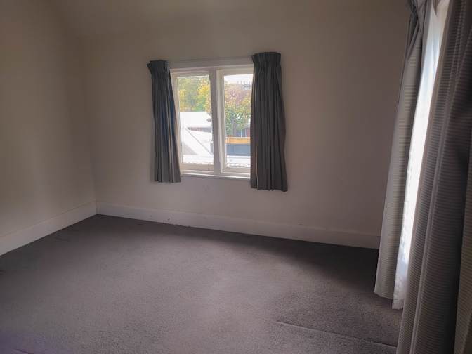 Oli's room
