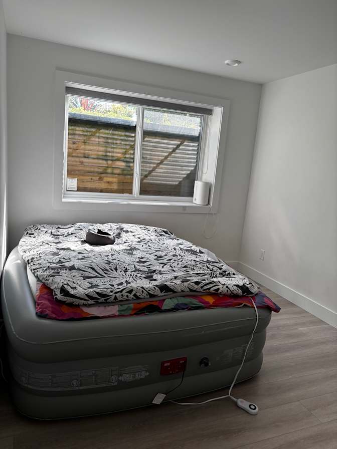 Minju's room