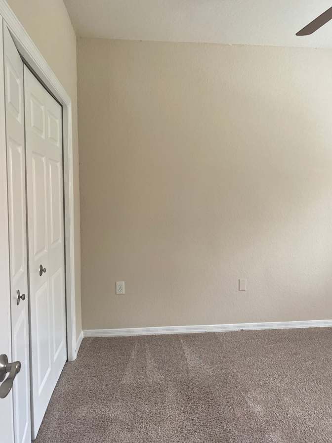 Jen's room
