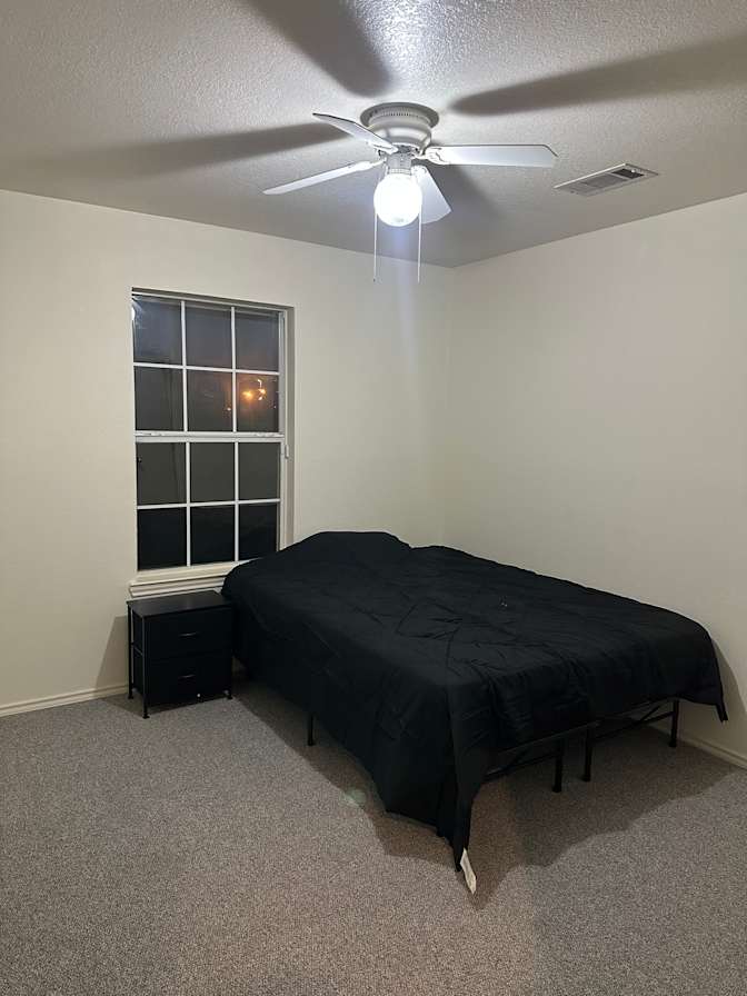 Andrae's room