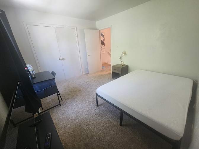 Alexandra Yvonne's room