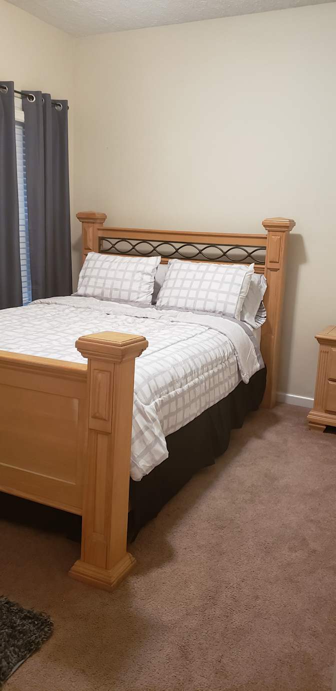 Elgin, SC's room