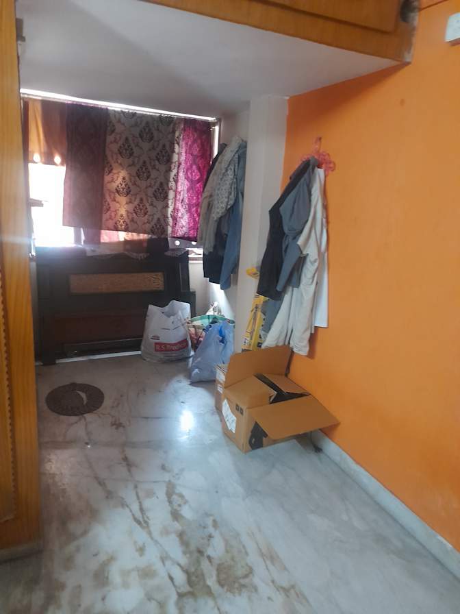 Naveen's room
