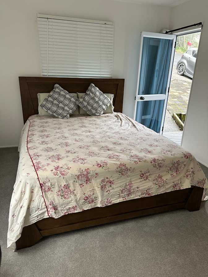 Srishti's room