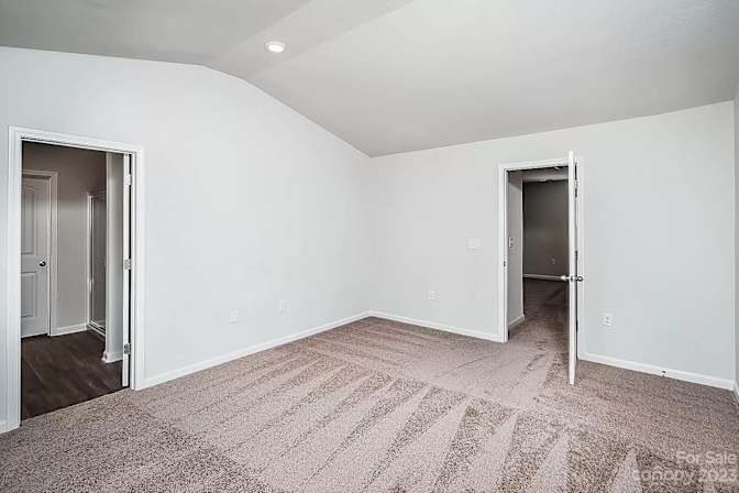 Alcove Rooms's room