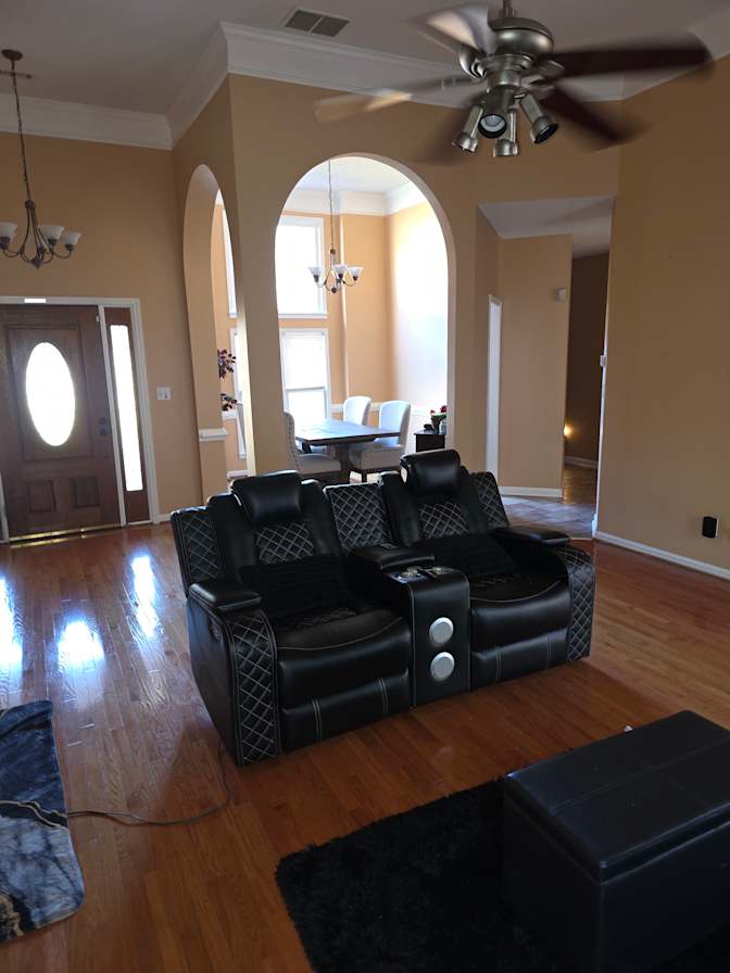 Mark Ellis's room