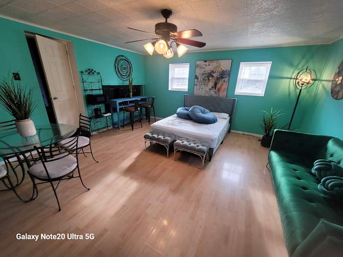 Sa'id's room