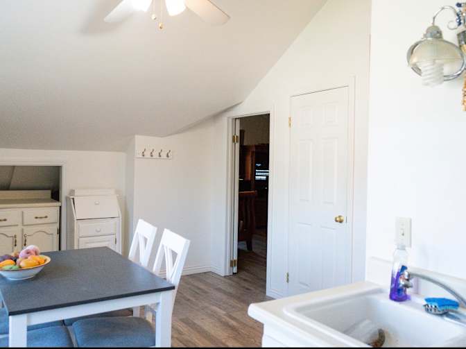 Thomas's room