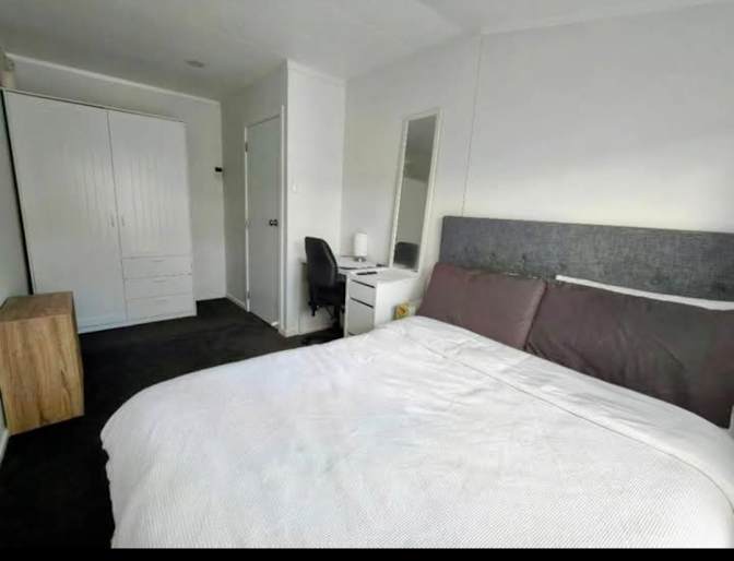 Emma's room
