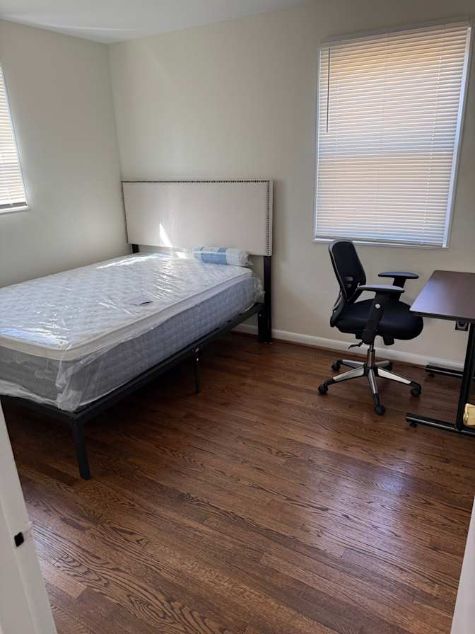 charles's room