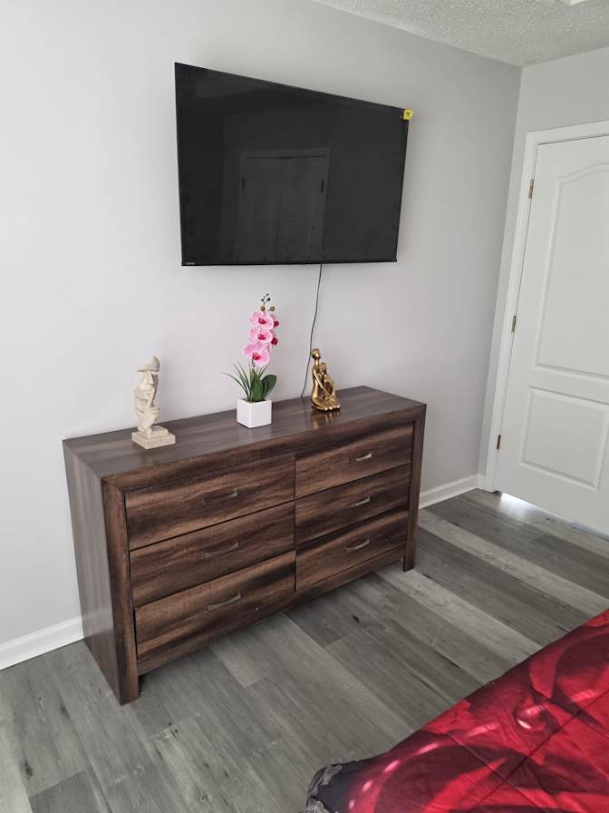Sher's room
