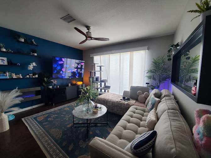Jennifer's room