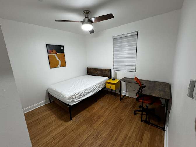 PadSplit's room