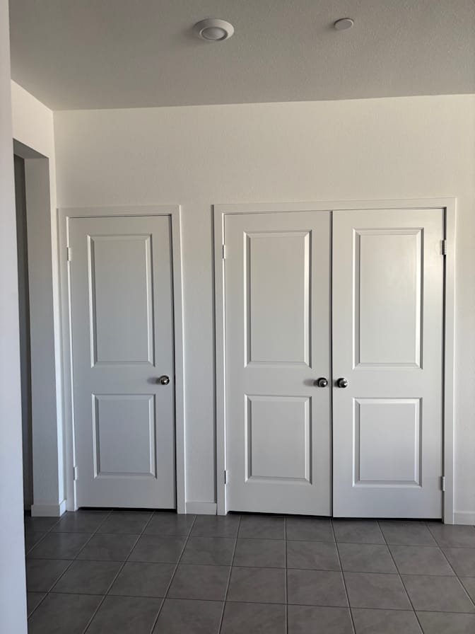 Jose's room
