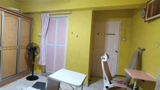 Senil's room