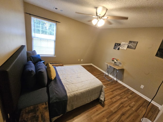 CL&C Property Management and Consulting's room