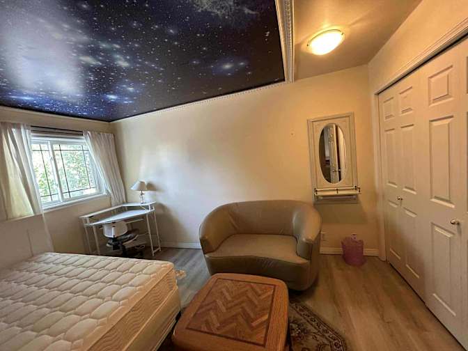 Marrianne's room