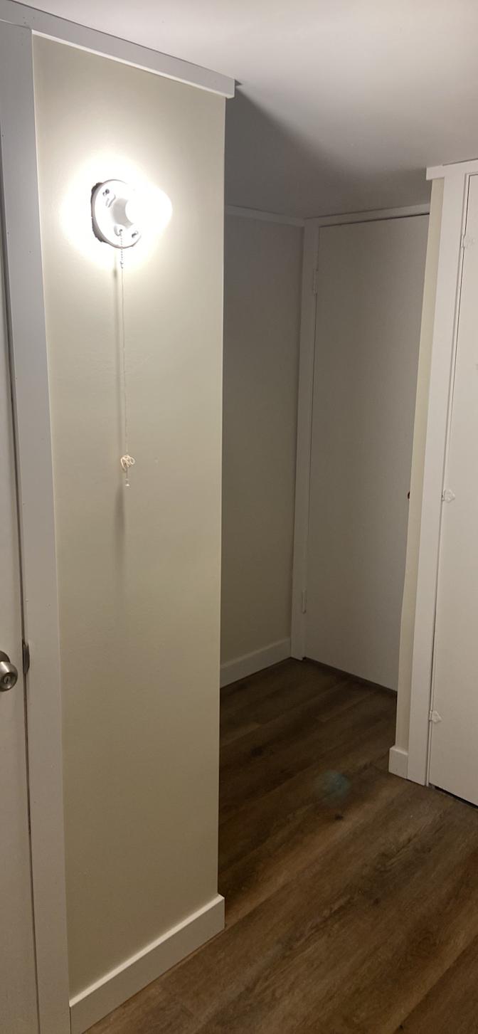 Nas's room