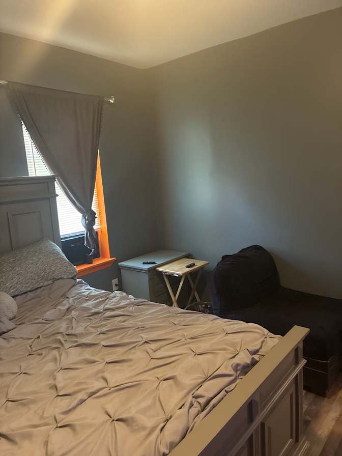 Kavon's room