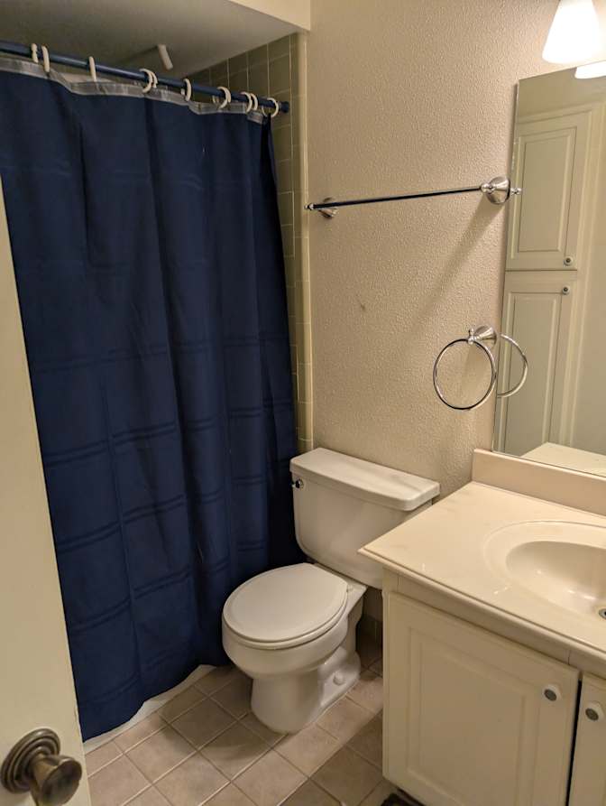 Tom's room