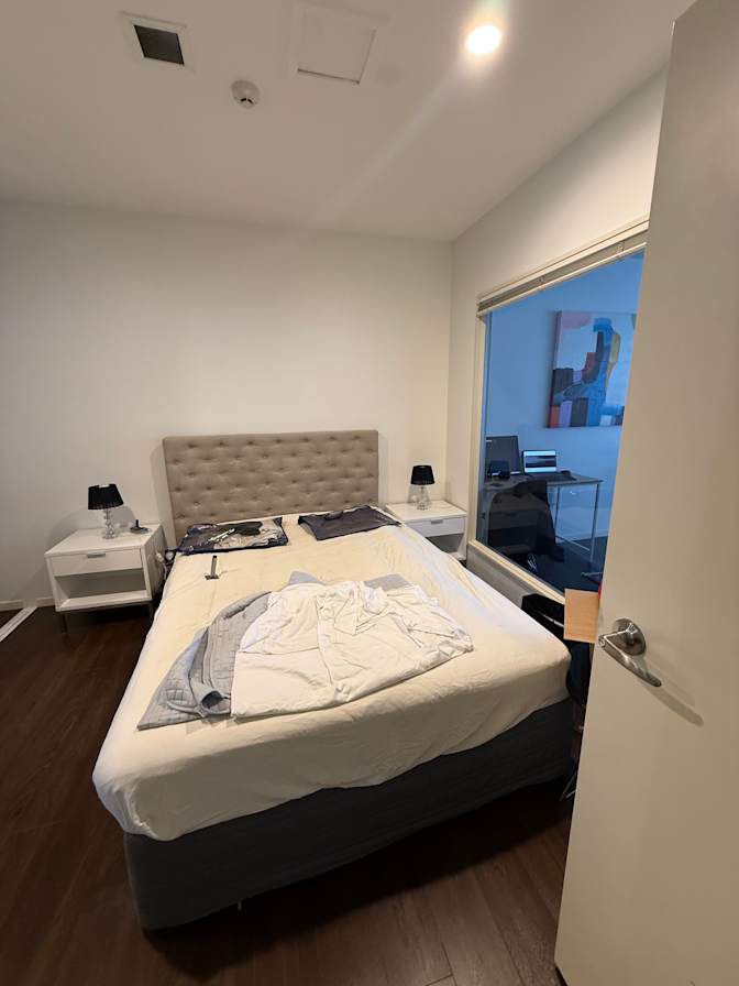 Mo's room