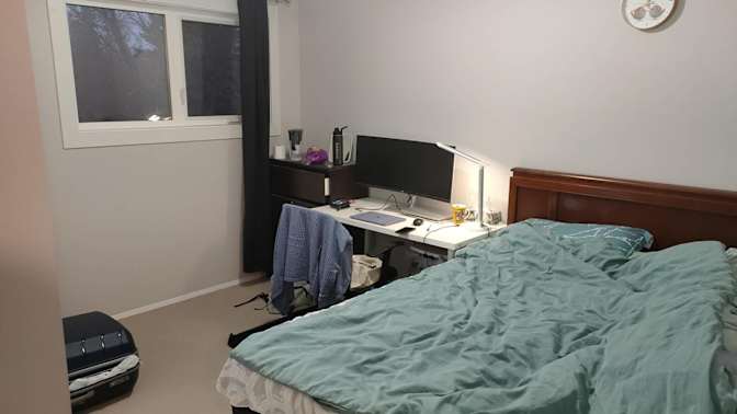 Meng's room