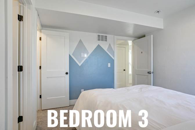 HomeCrew's room