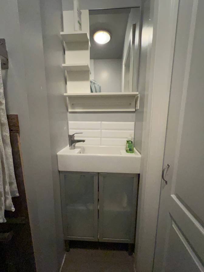 Nick Sarkovski's room