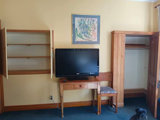 Mac's room