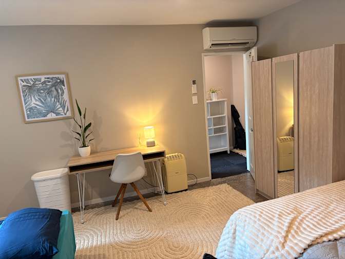 Kate's room