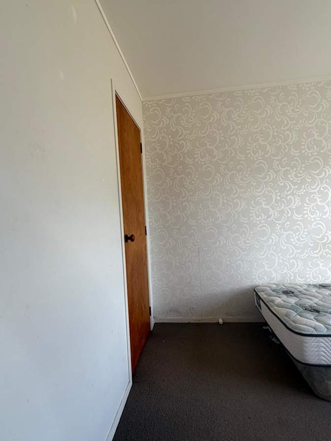 Nav's room