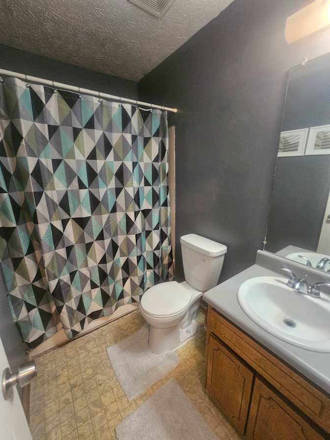 CL&C Property Management and Consulting's room