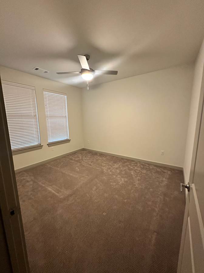 Carlos's room