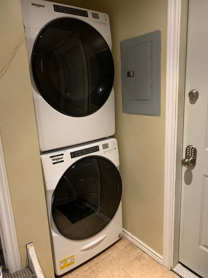 Nick Sarkovski's room