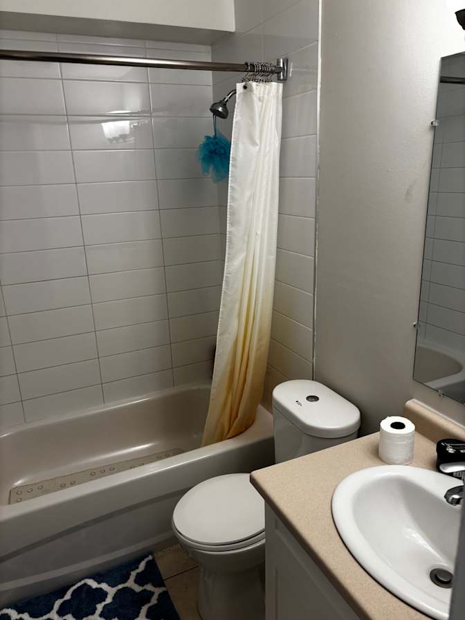 Lenny's room