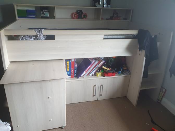 maggie Lippiatt's room
