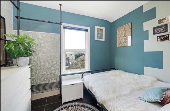Courtney's room