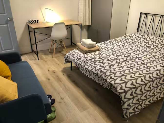 Mengyi Huang's room