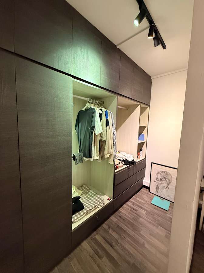 Yang's room