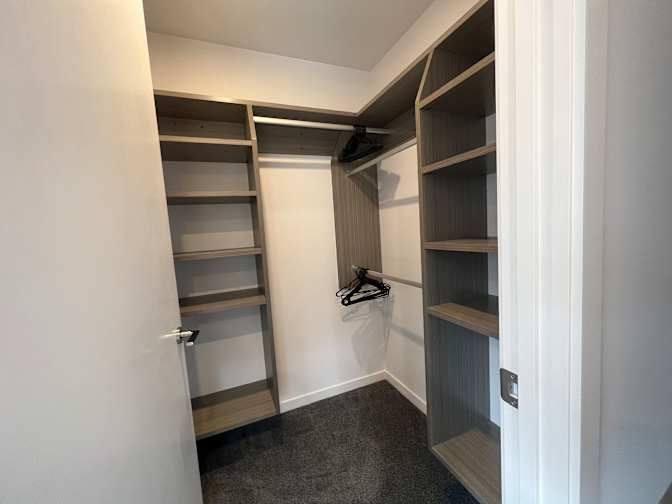 Soo's room