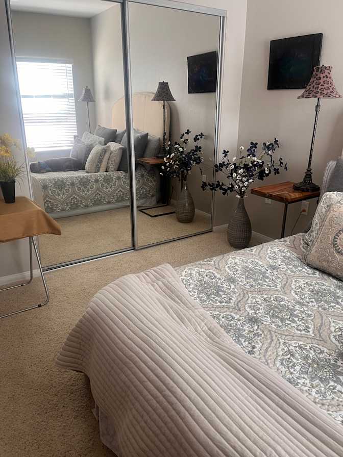 Joni's room