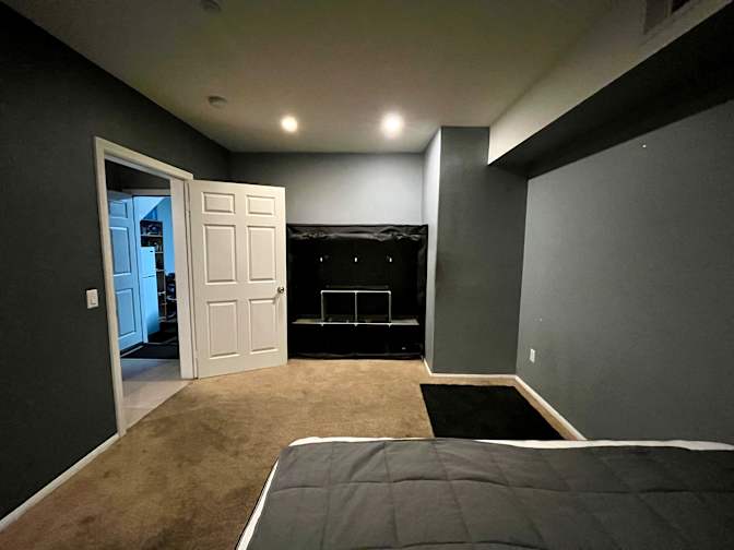 Warren's room